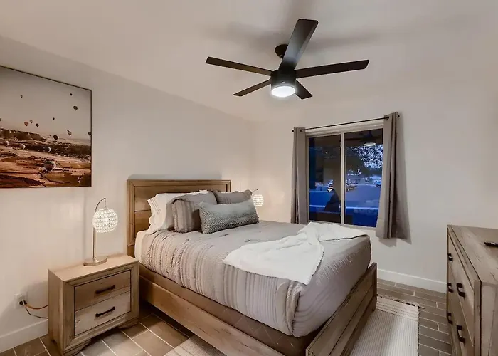 Peaceful Family Friendly 4 Bedroom With Pool *
