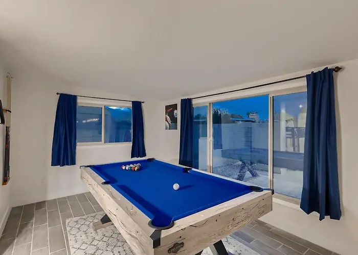 Holiday home Peaceful Family Friendly 4 Bedroom With Pool